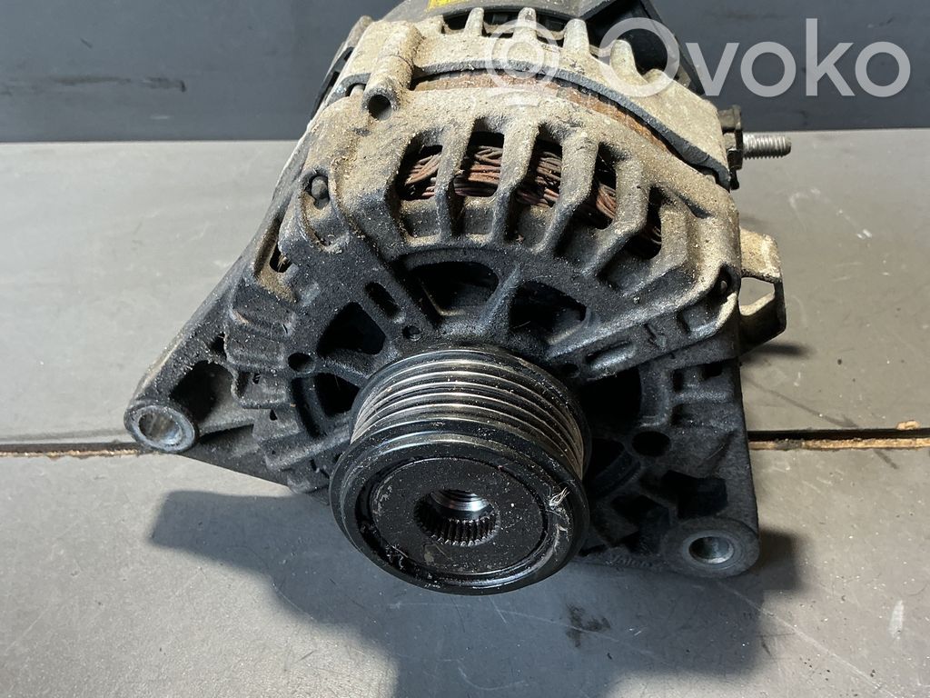 Generatorius   2611067,373002A850,135V130A
