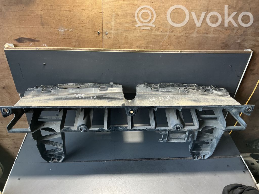BMW X5 E70 Support de pare-chocs arrière 
