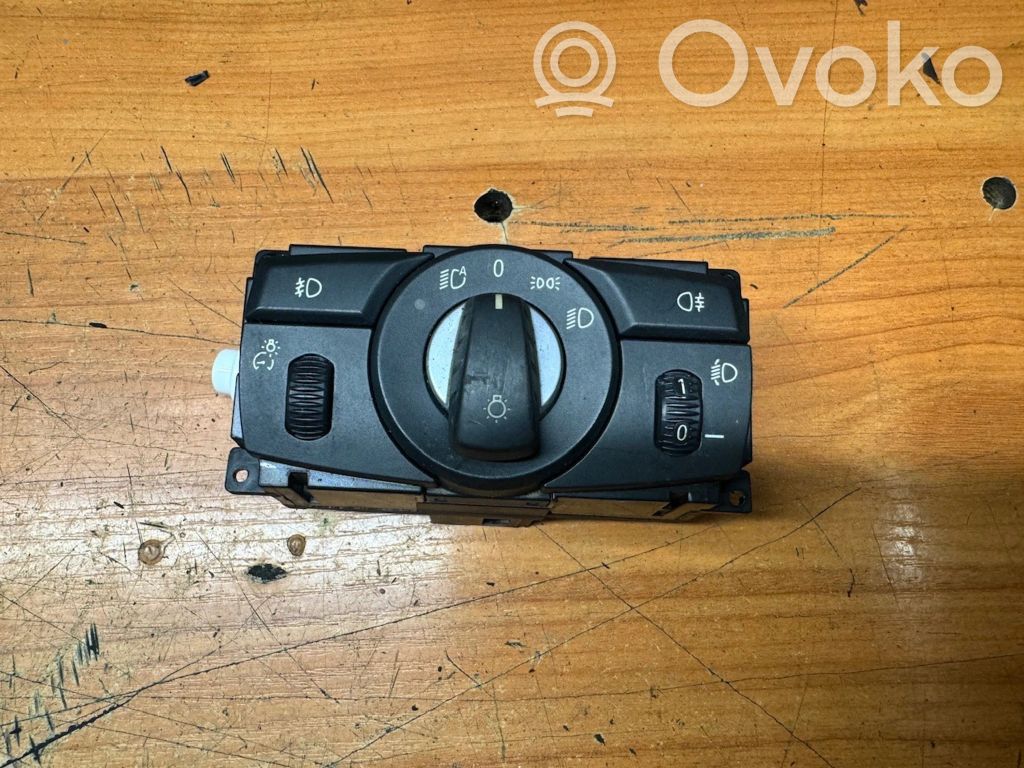Light switch   6988555,33295101,025069