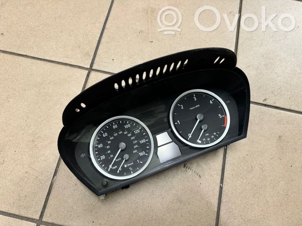 BMW 5 E60 E61 Speedometer (instrument cluster) 