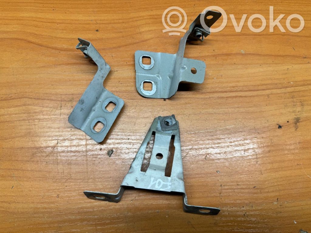 BMW 7 F01 F02 F03 F04 Bridă fixare aripă față 