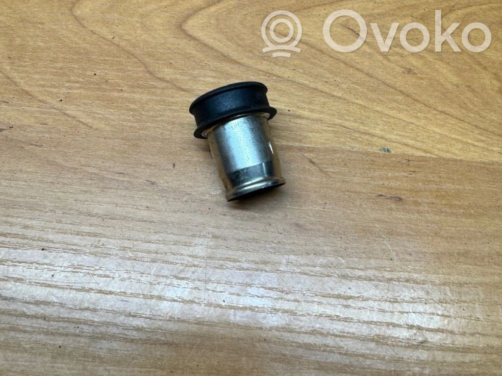 BMW 5 E39 Прикуриватель 