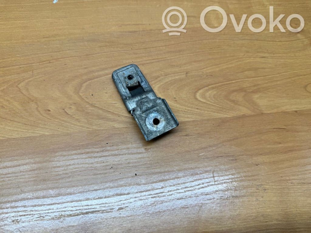 Front bumper mounting bracket   7896611,1T0805511