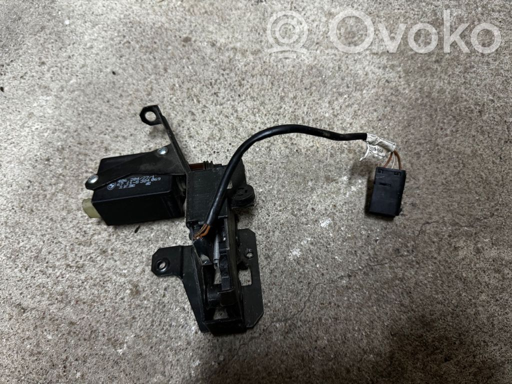 BMW 5 E39 Tailgate/trunk/boot lock/catch/latch 