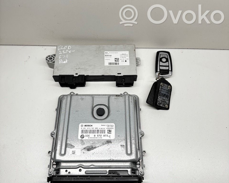 Komputer / Sterownik ECU i komplet kluczy   8572873,0281019501,030268139,2122292470,5WK50722HBR,61359301522,613593015229,61359301522901,857287301,9301522,93015229,9301522901