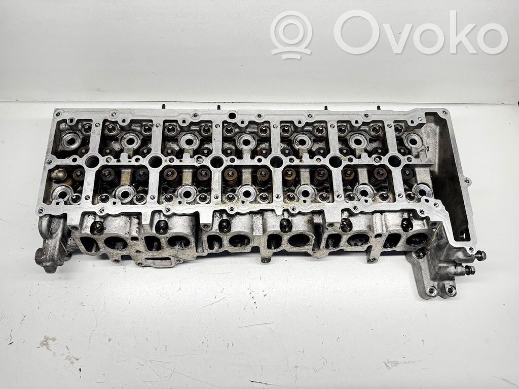 BMW 5 F10 F11 Engine head 