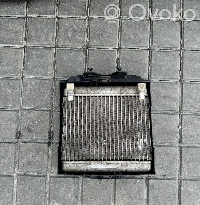 BMW 5 F10 F11 Engine oil radiator 