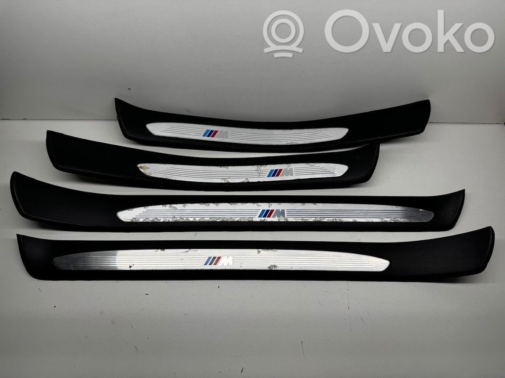 BMW 5 E60 E61 Listwa progowa przednia 