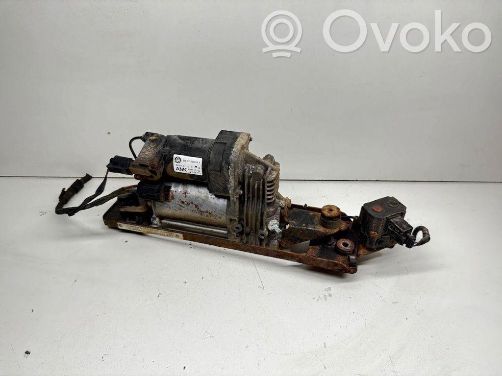 BMW 5 E60 E61 Air suspension compressor/pump 