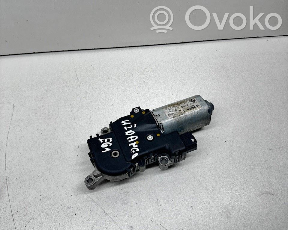 BMW 5 E60 E61 Motor / Aktuator 