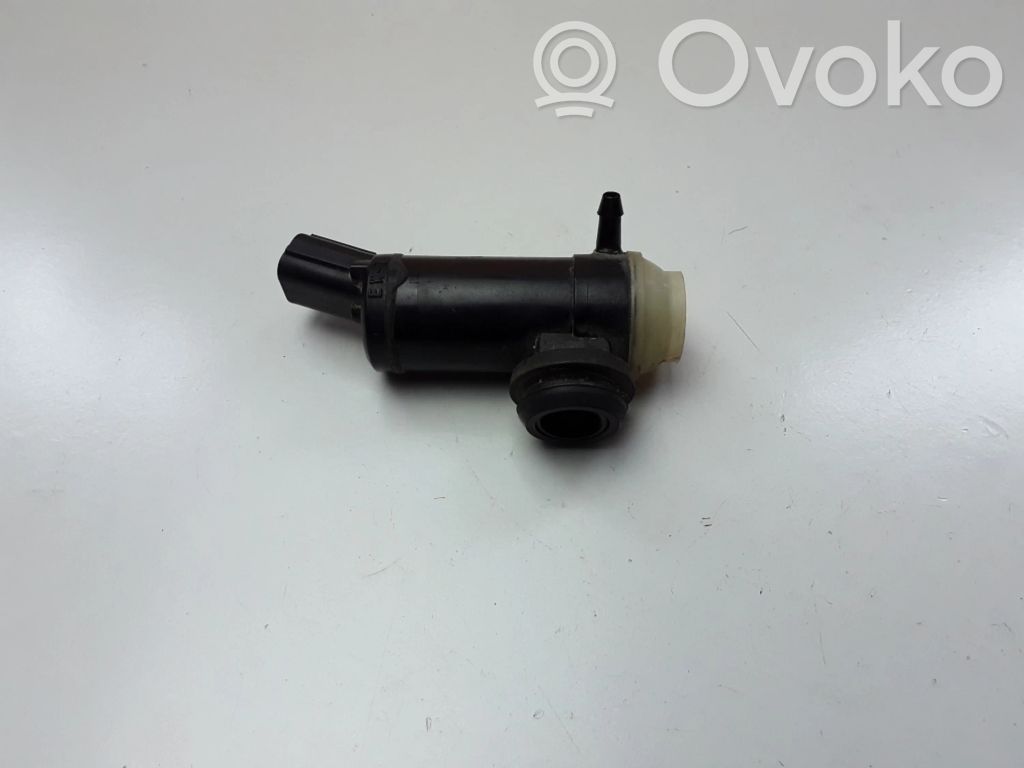 Subaru Forester SH Windscreen/windshield washer pump 