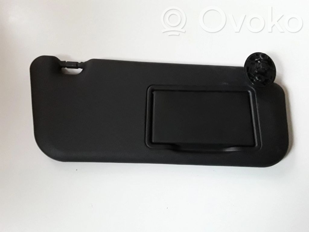 Toyota Yaris Skydelis nuo saulės 