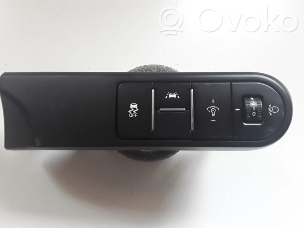 KIA Ceed Light switch 