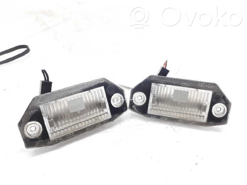 Ford Mondeo Mk III Lampa oświetlenia tylnej tablicy rejestracyjnej 