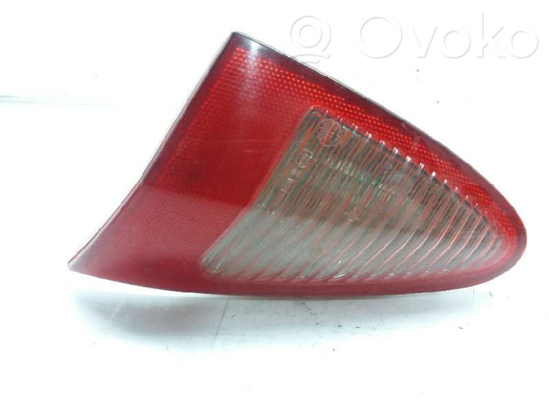 Alfa Romeo 147 Luci posteriori del portellone del bagagliaio