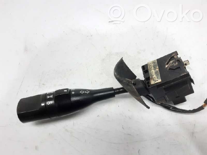 Light switch   96645161