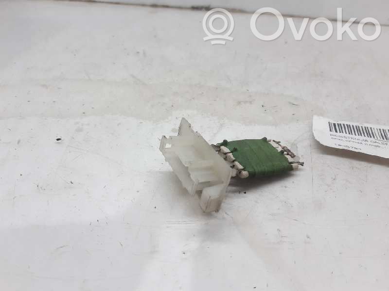 Opel Corsa C Rezystor / Opornik dmuchawy nawiewu 