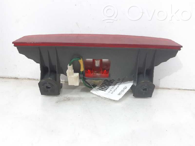 Third/center stoplight   927501G2
