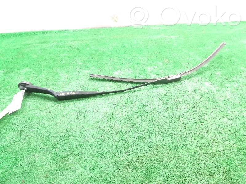 Front wiper blade arm   BM5117526BB