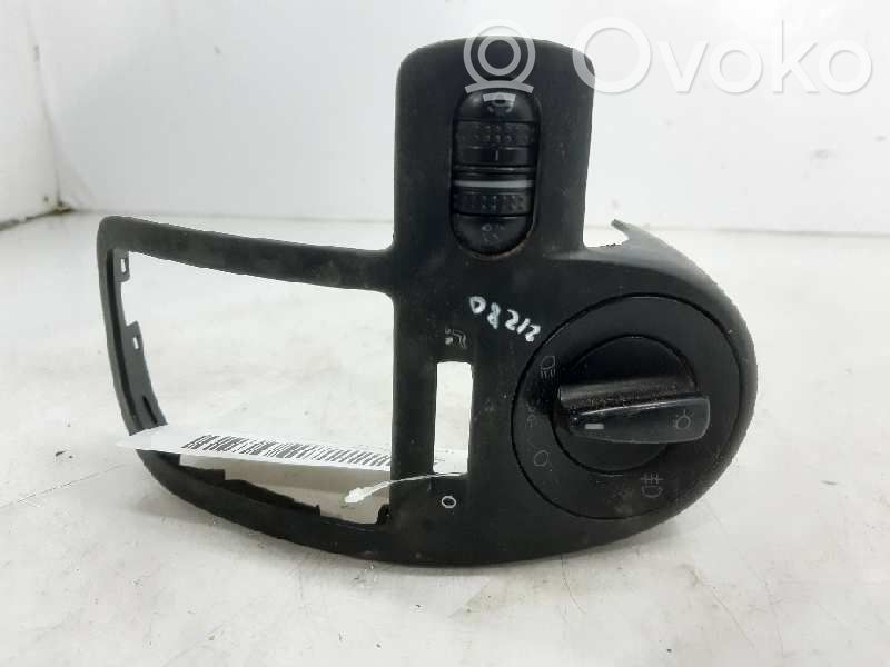 Volkswagen Polo III 6N 6N2 6NF Interruptor de luz 