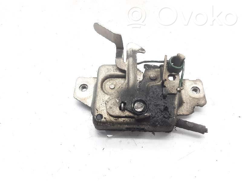 Renault Clio III Cârlig/ureche fixare 