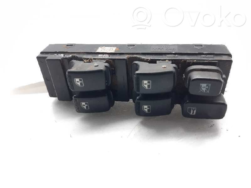 KIA Cerato Interruptor del elevalunas eléctrico 