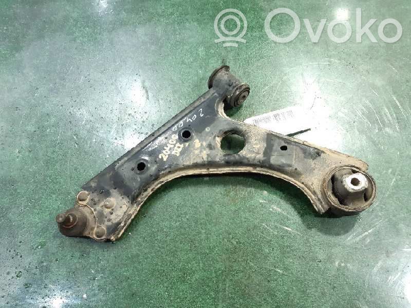Fiat Grande Punto Priekinė svirtis 