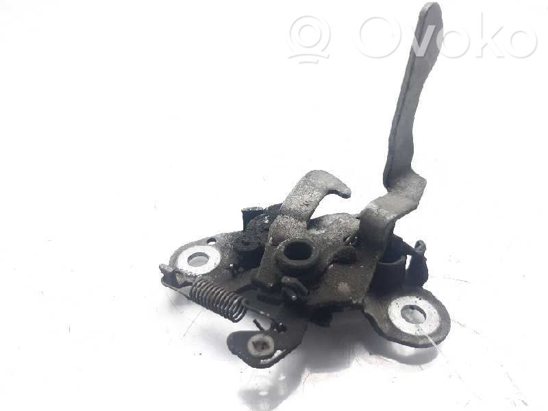 Citroen C5 Tie down hook / loop 