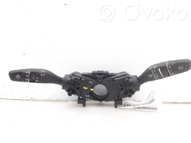 Hyundai Kona I Boutons / interrupteurs volant