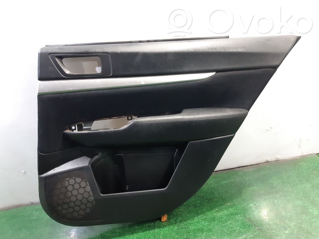 Subaru Outback Boczki / Poszycie drzwi tylnych 