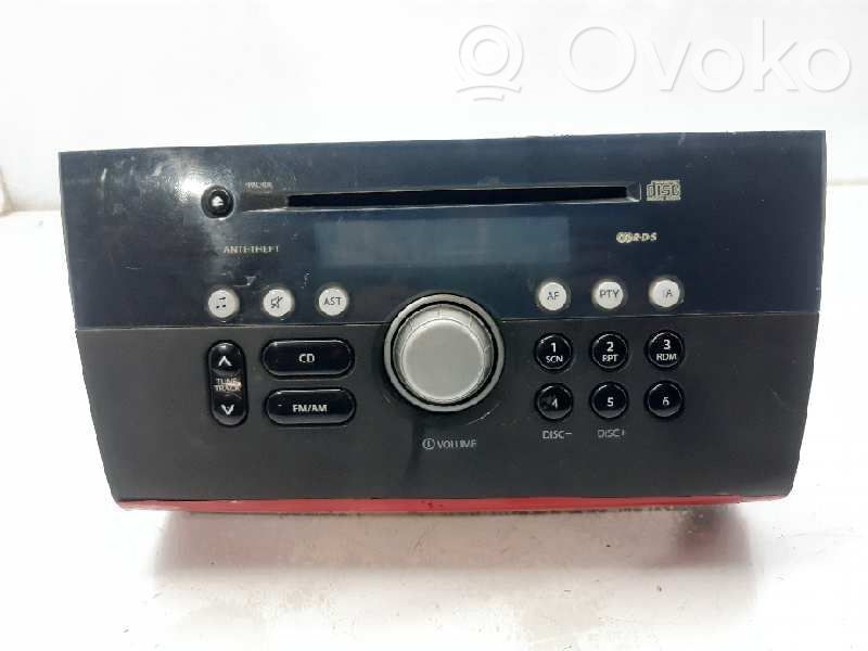 Panel / Radioodtwarzacz CD/DVD/GPS   3910162J00