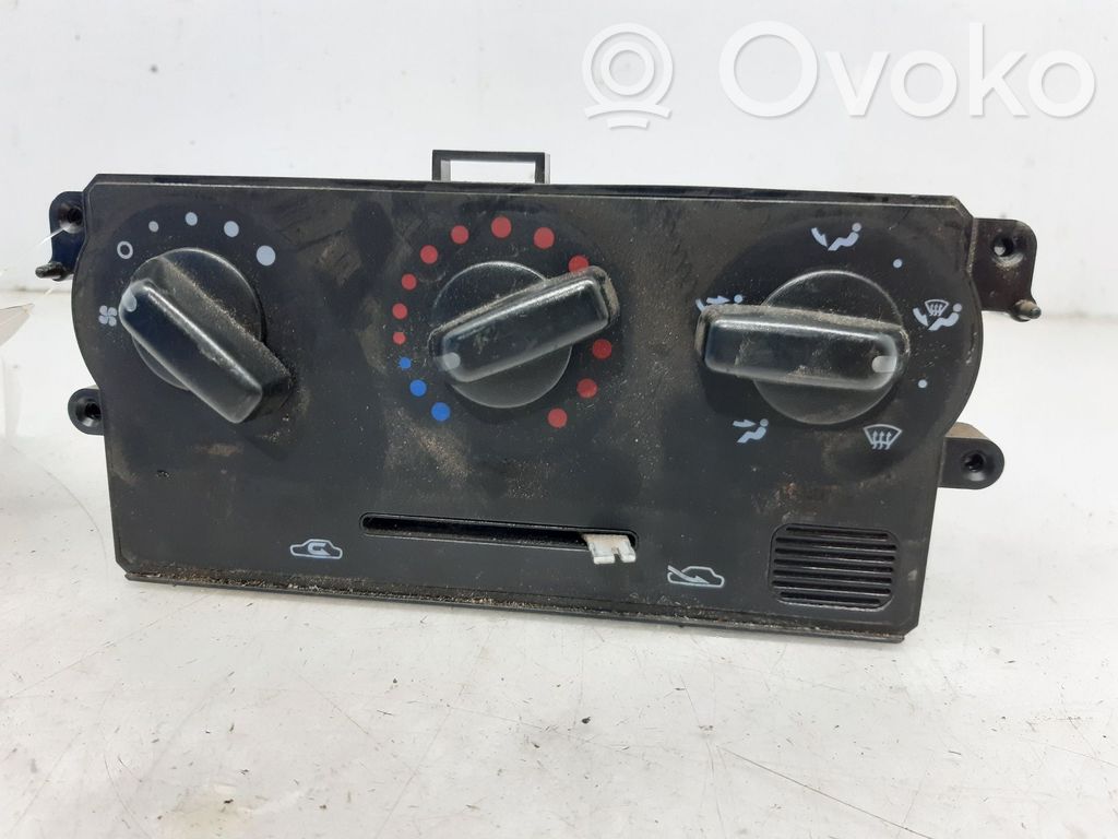 Nissan Micra Climate control unit 