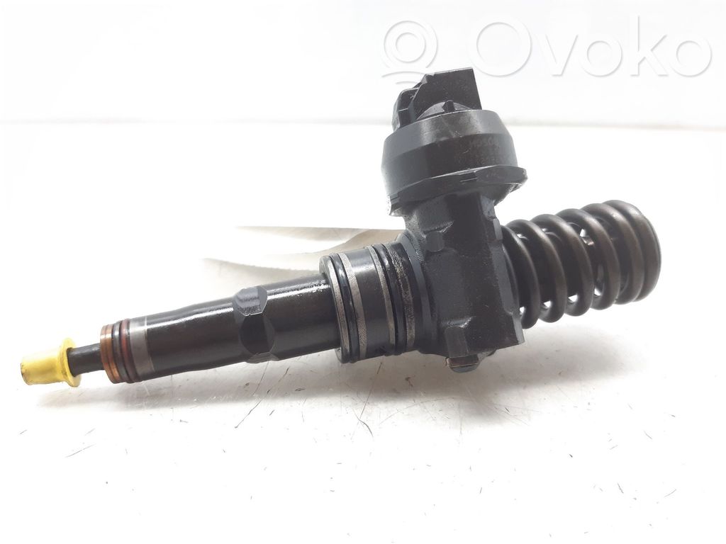 Injector combustibil   038130073AG