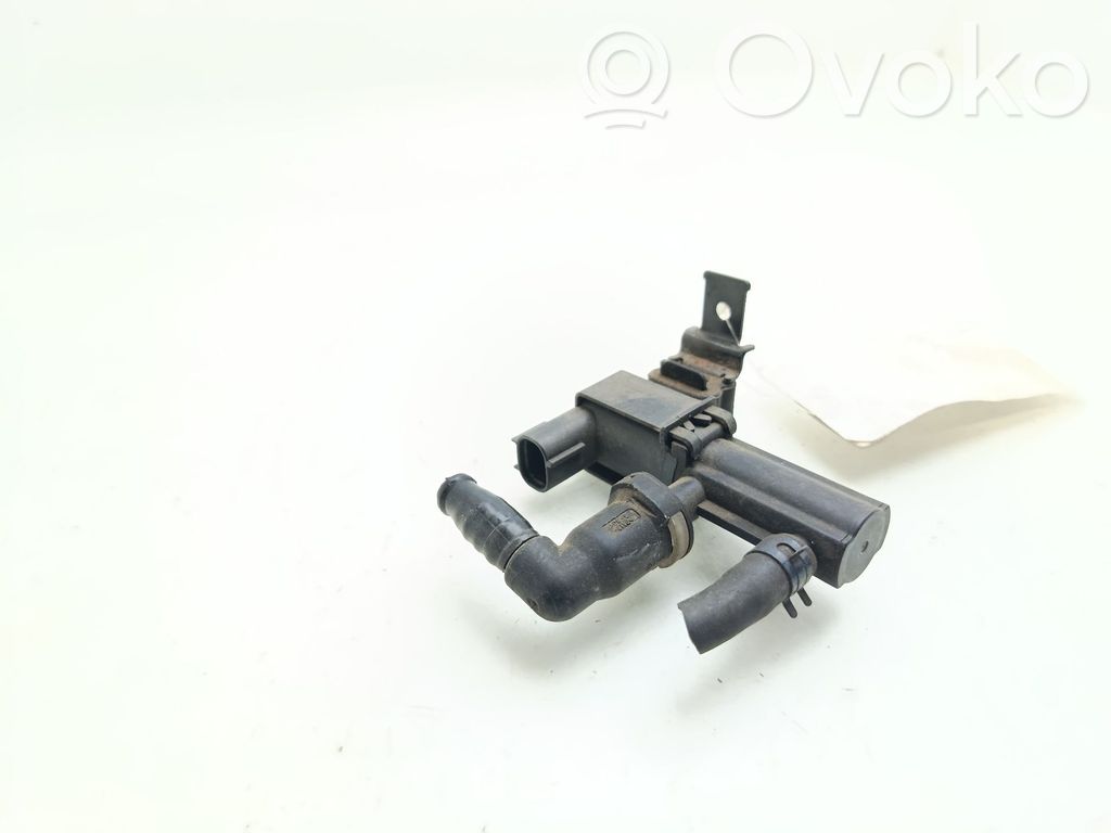 Régulateur de ralenti   2R839C915AA