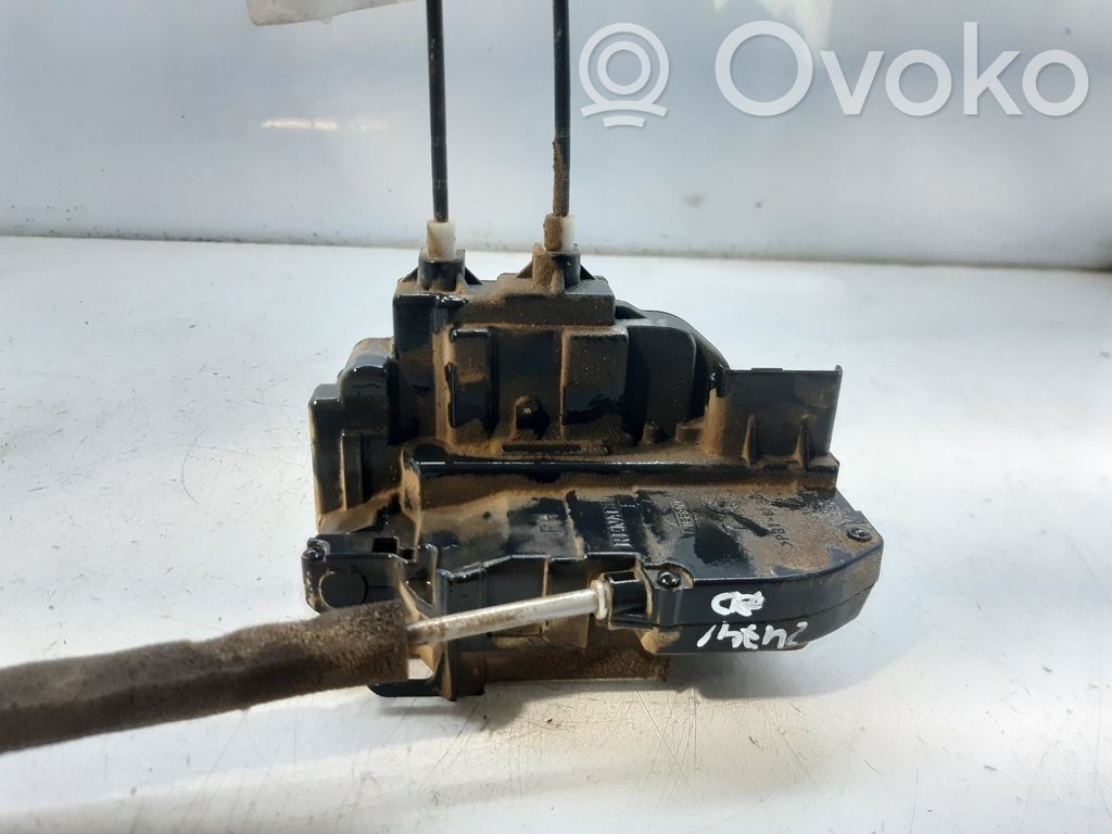 Nissan Tiida C11 Zamek drzwi przednich 