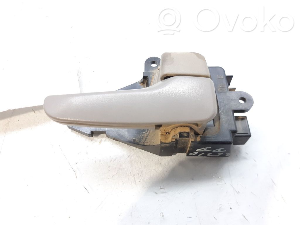 Mitsubishi L200 Manecilla interna puerta delantera 