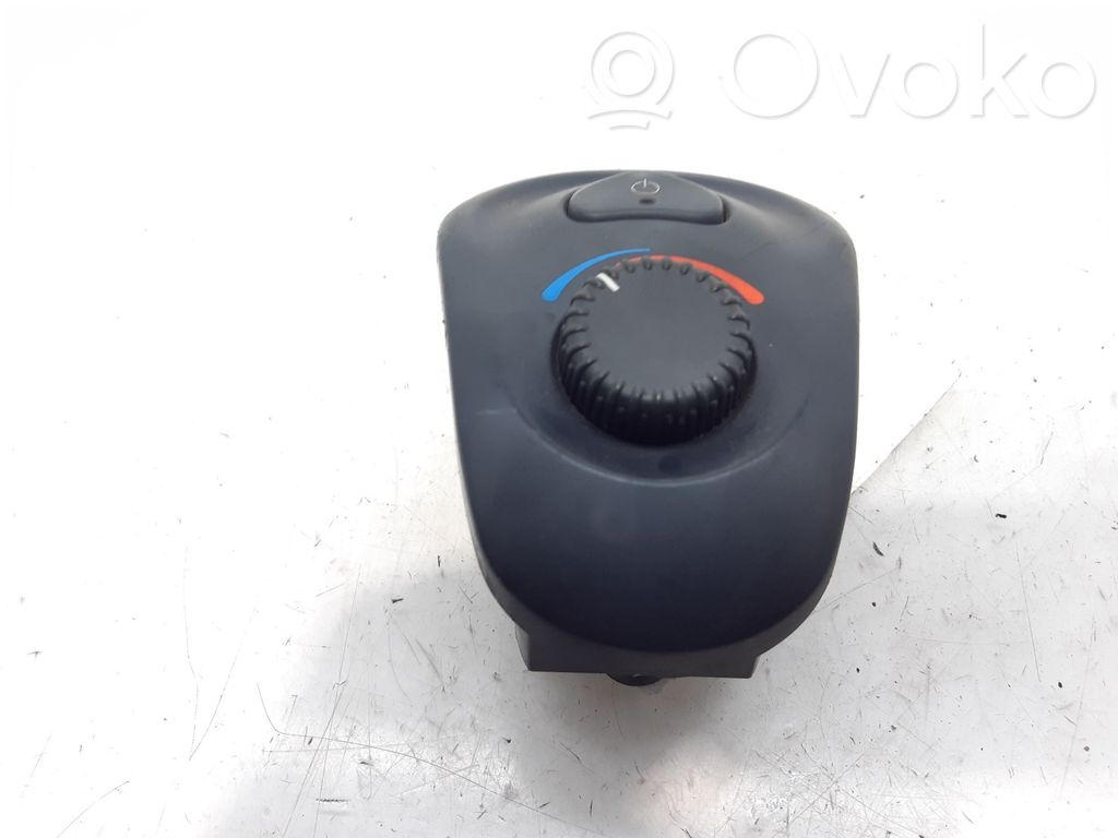 Climate control unit   113541000