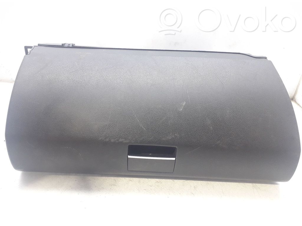 Mercedes-Benz A W169 Schowek deski rozdzielczej 