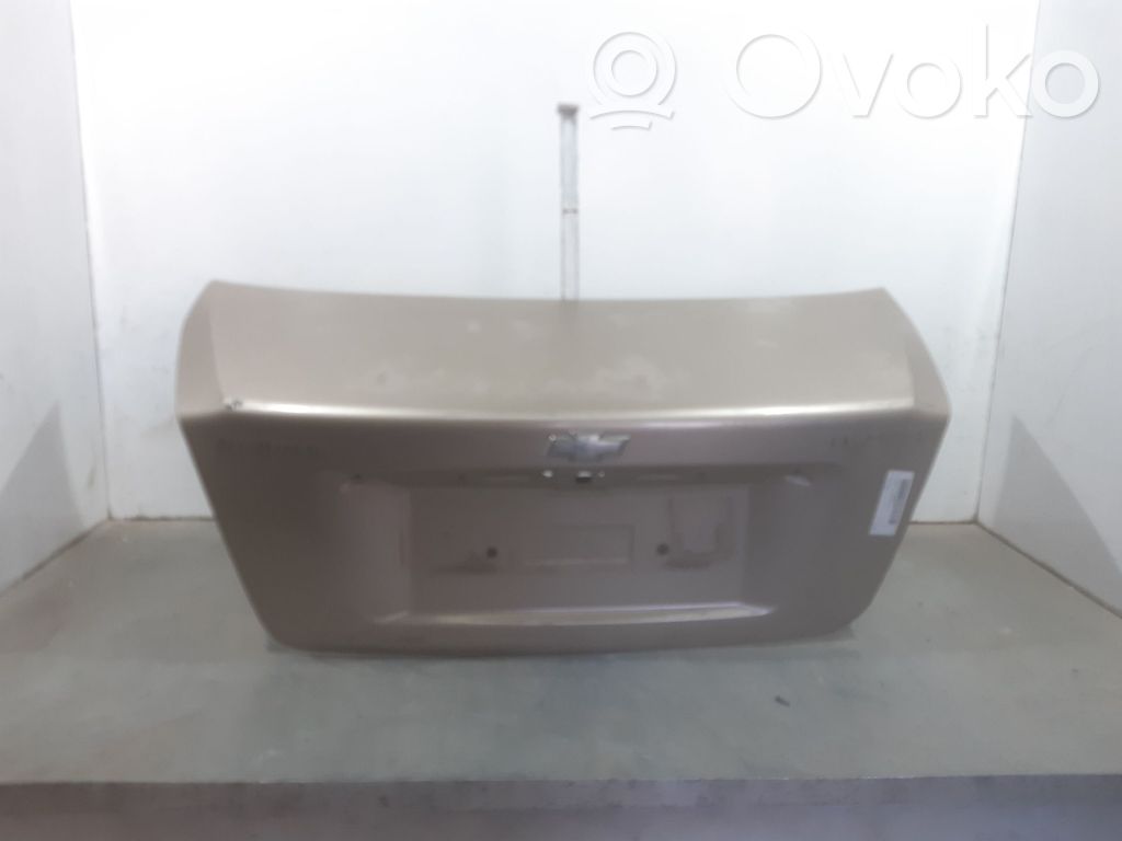 Chevrolet Nubira Puerta del maletero/compartimento de carga 