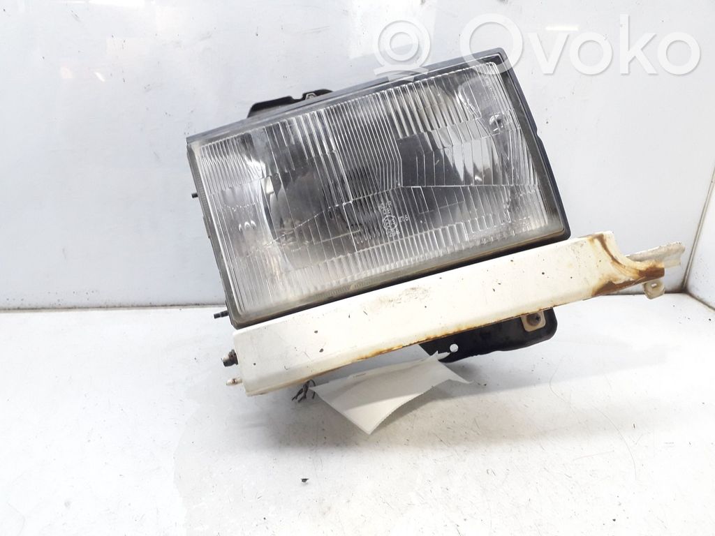 Opel Monterey Scheinwerfer 