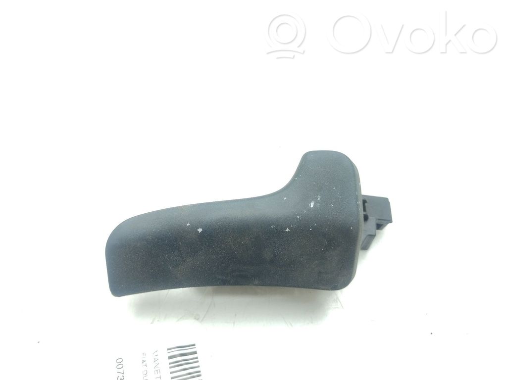 Manecilla interna puerta delantera   00735532888