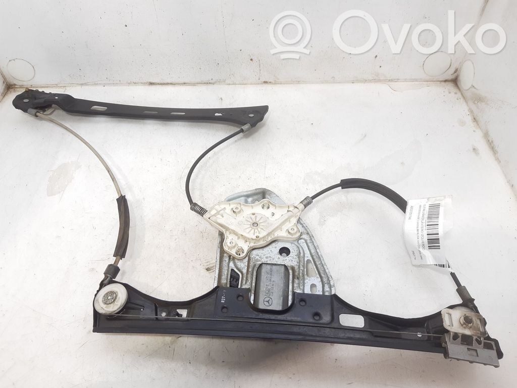 Mercedes-Benz C W203 Regulador de puerta delantera con motor
