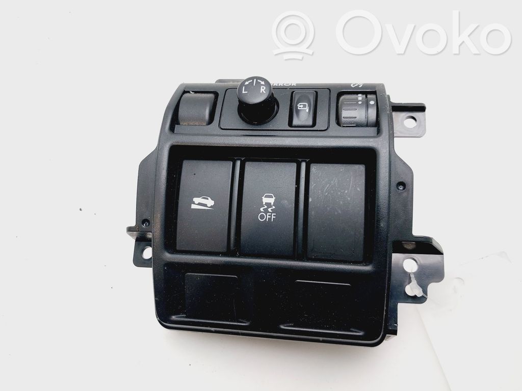 Interruptor de control multifunción   83061AJ000