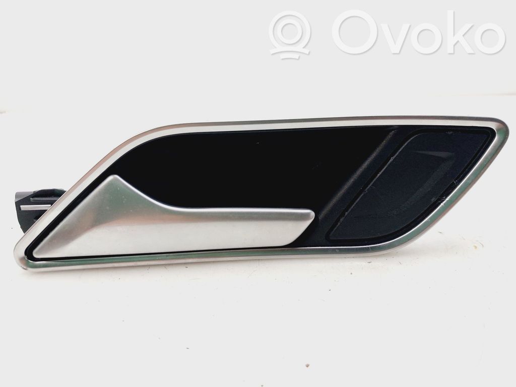 Audi A3 S3 8V Manecilla interna puerta trasera 