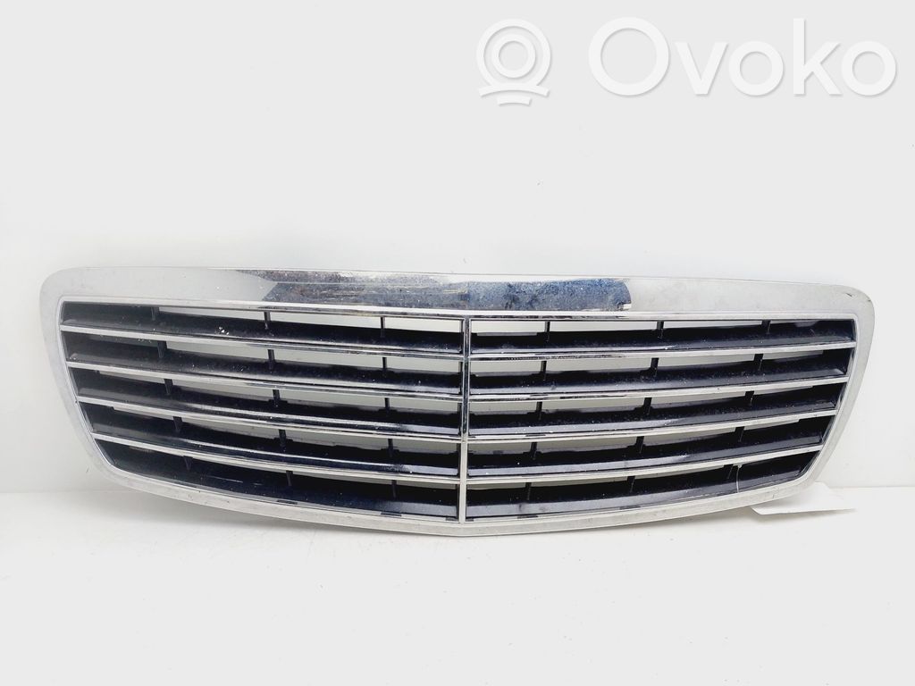 Mercedes-Benz E W211 Grilă față 
