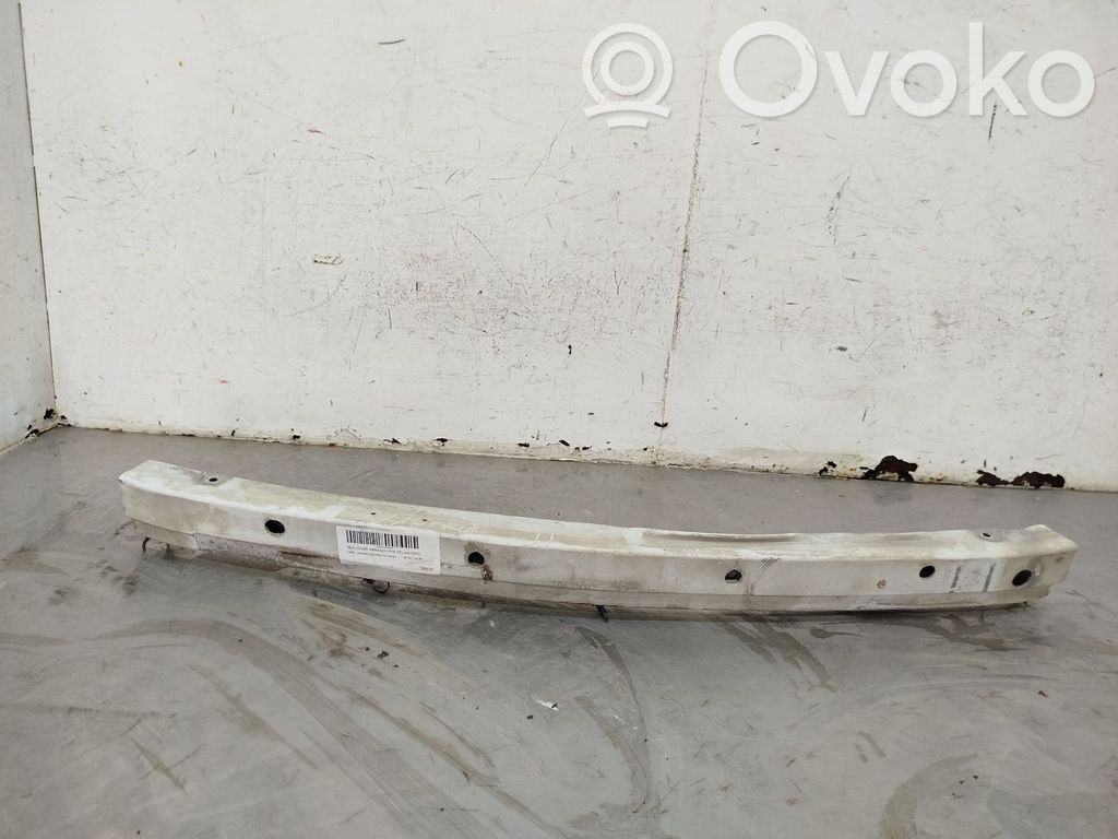 Opel Combo C Priekšpusē bampera sija / balka 