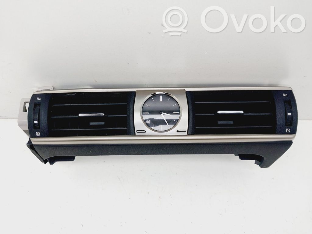 Lexus IS III XE30 Dysze / Kratki środkowego nawiewu deski rozdzielczej