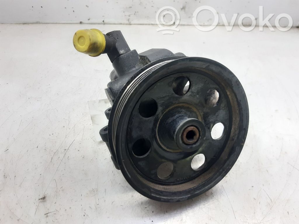 Ford Focus Power steering pump 