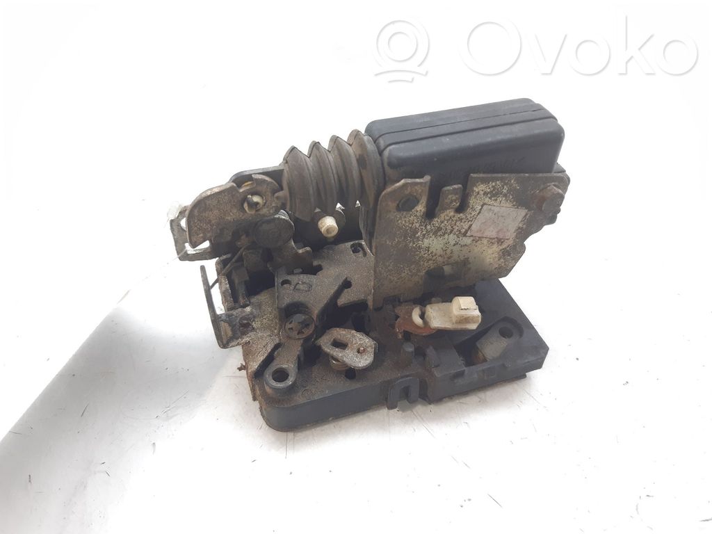 Zamek drzwi przednich   6001547505