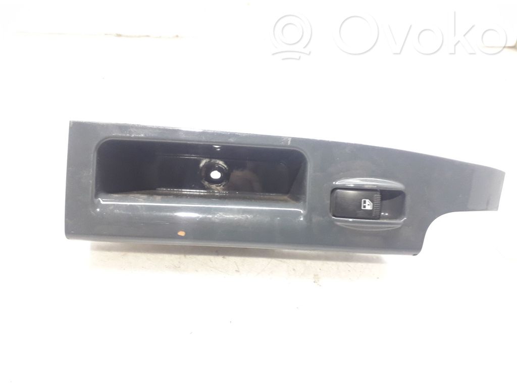 KIA Sorento Electric window control switch 